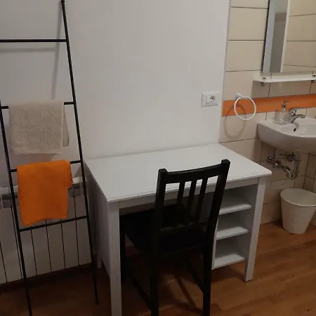 Gasthuis Al 106 Triëst